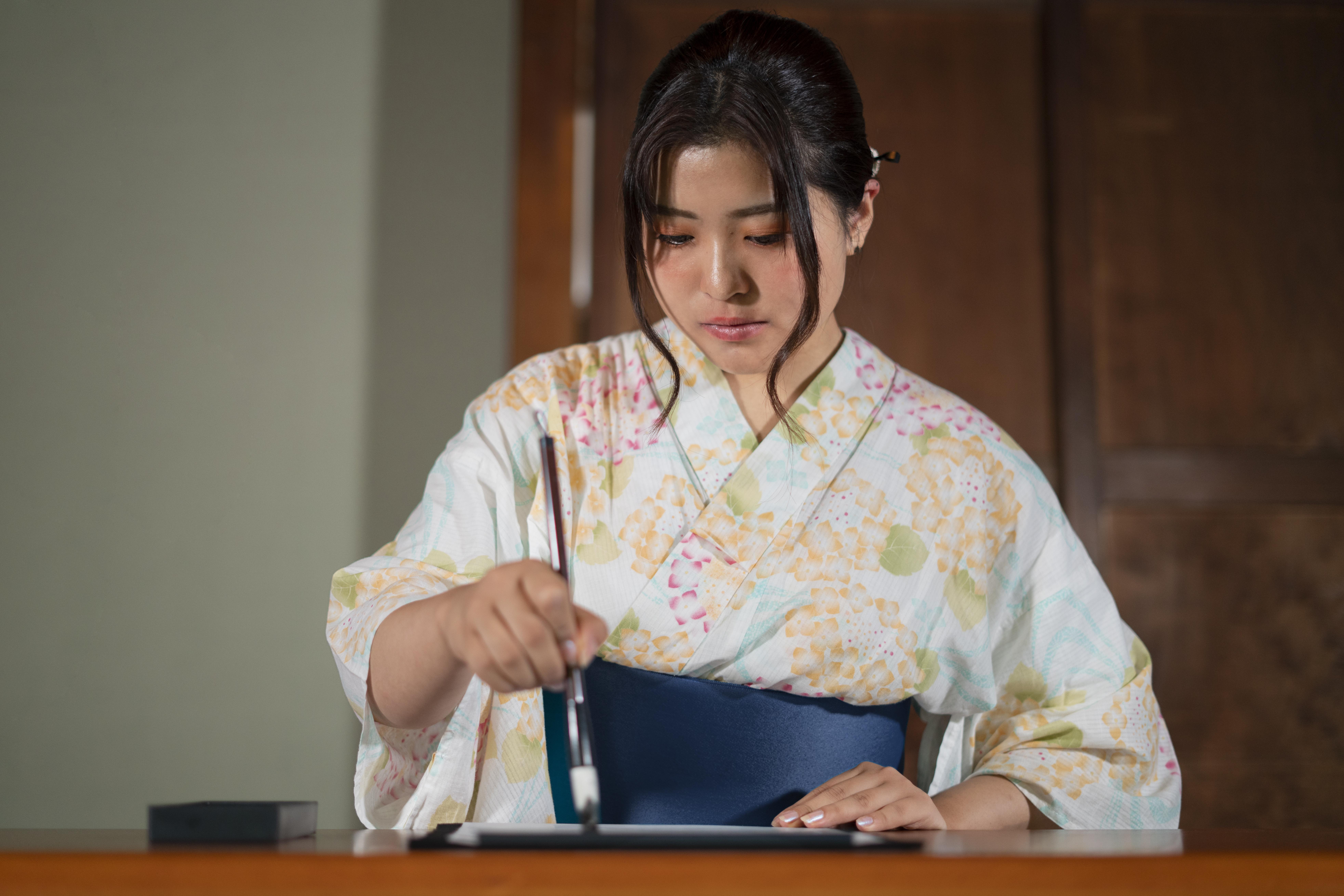 글로벌 문화 산업 및 전략